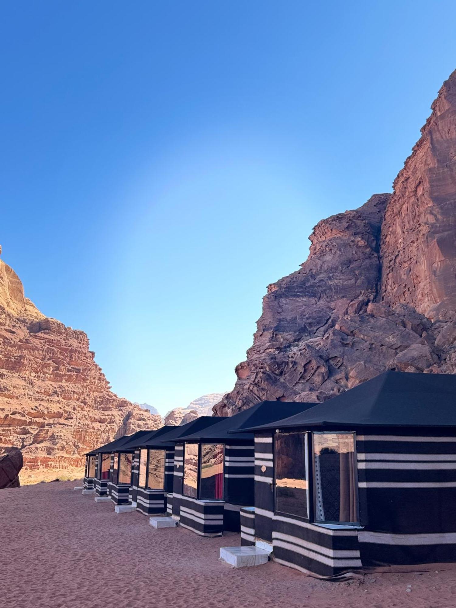 Wadi Rum Bubble Camp & Tour Exterior foto