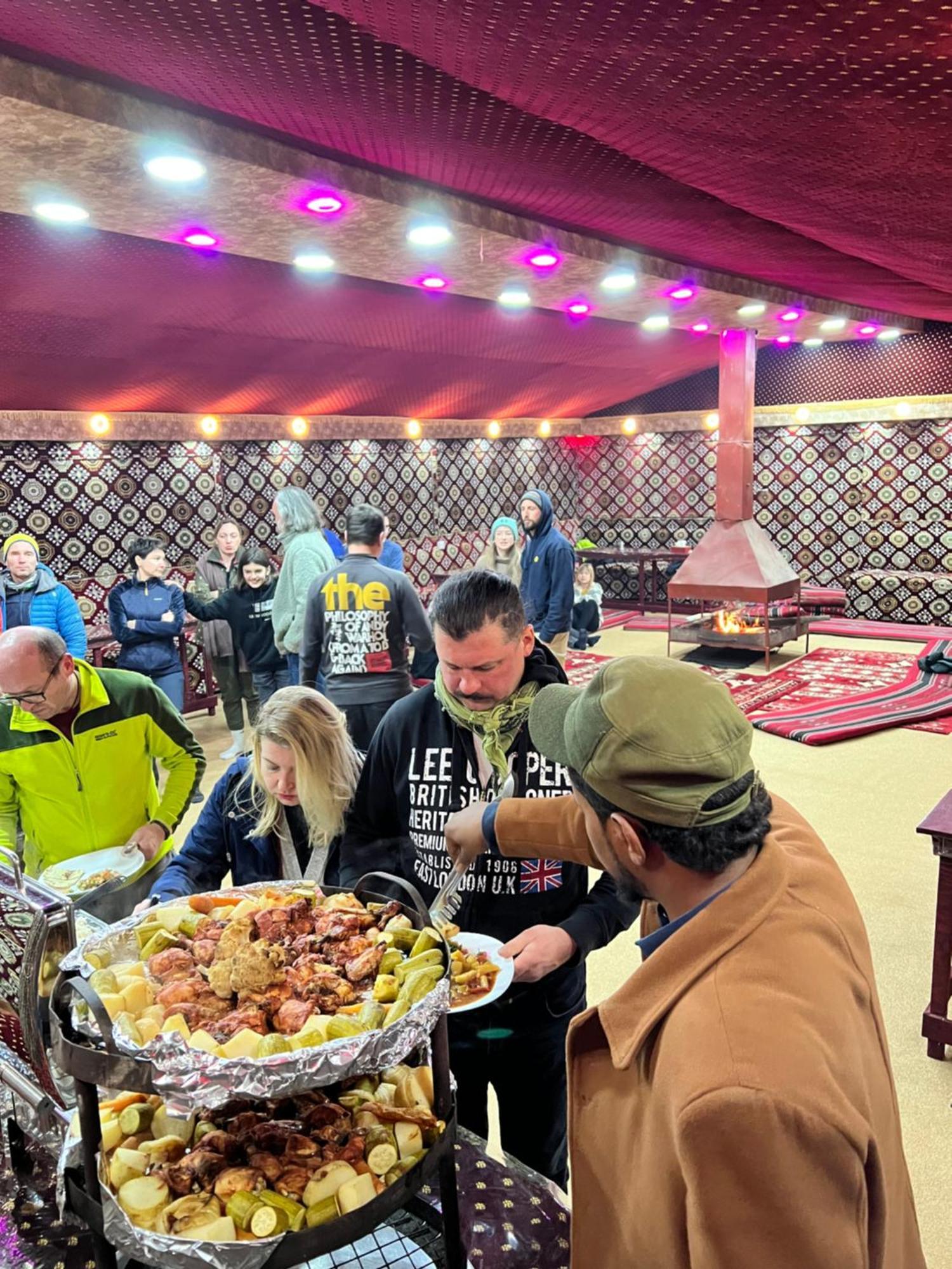 Wadi Rum Bubble Camp & Tour Exterior foto