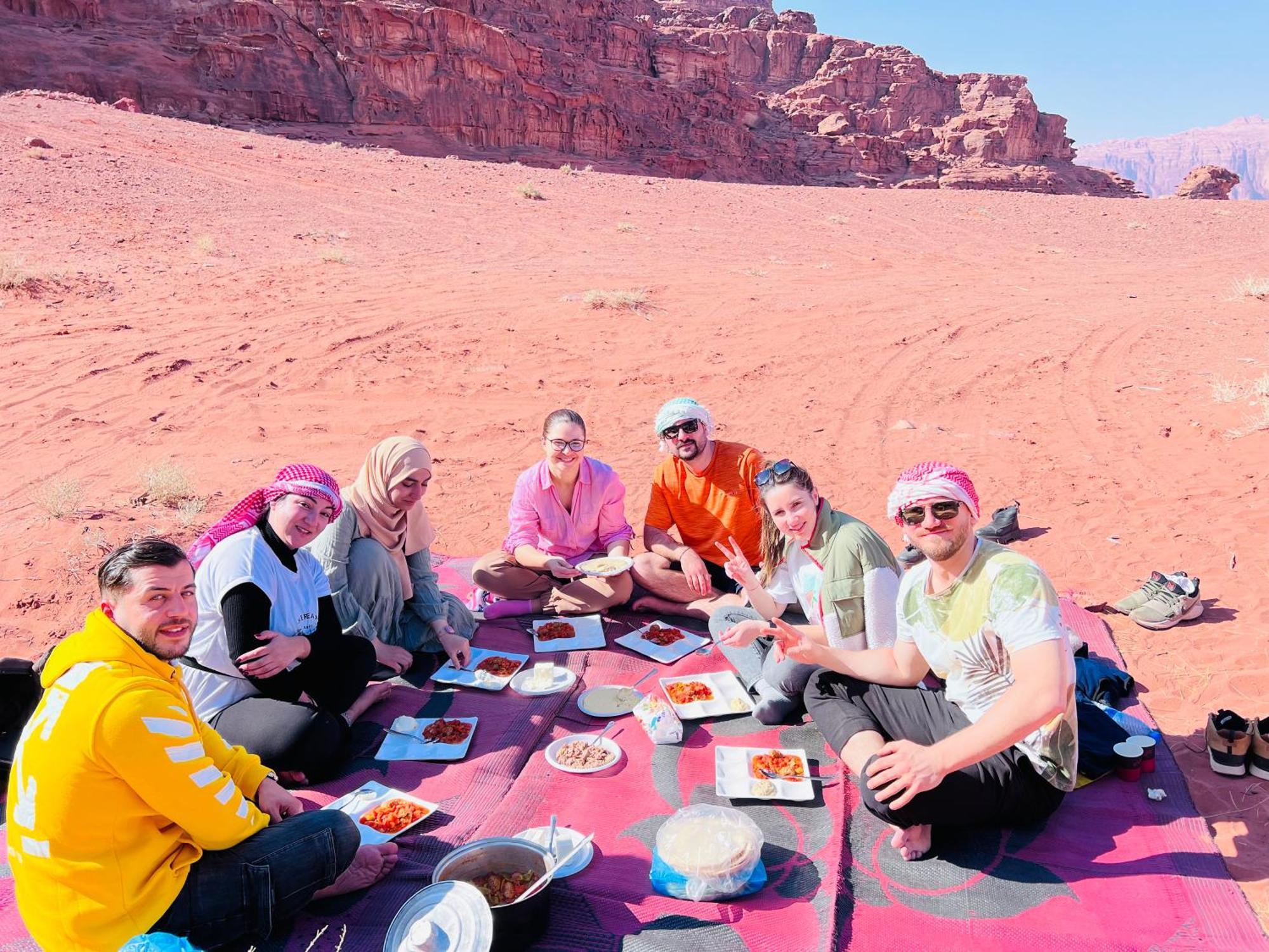 Wadi Rum Bubble Camp & Tour Exterior foto